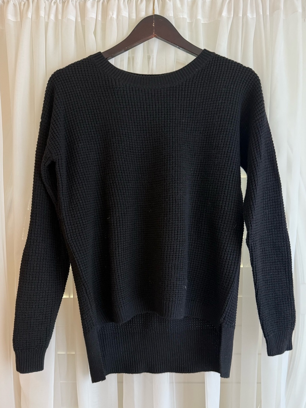 Aritzia Wilfred Free Black Waffle Knit Crewneck Sweater